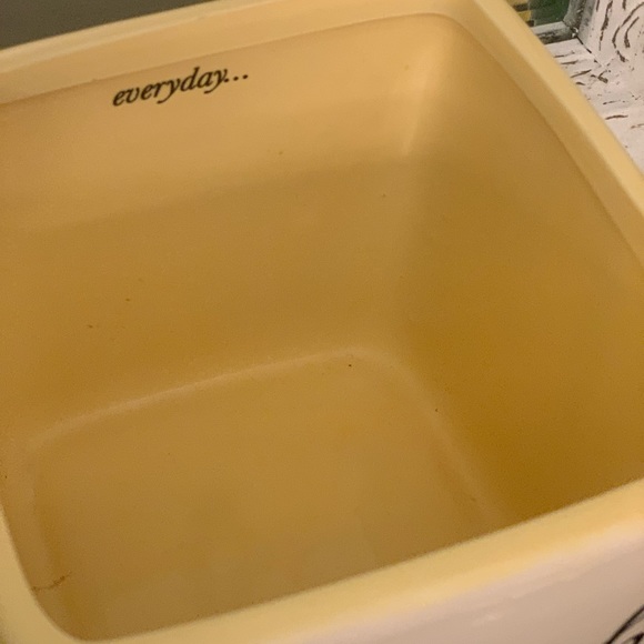 Ceramic “ Laugh” Planter - Picture 2 of 6